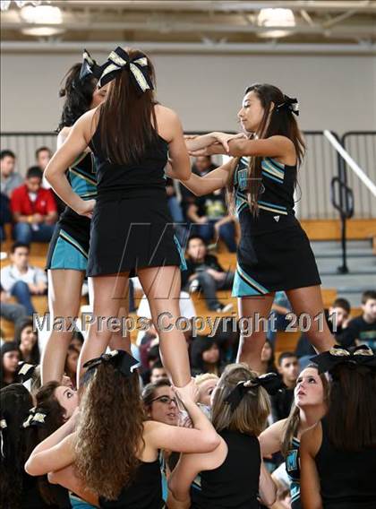 Thumbnail 3 in Pasadena Memorial vs Memorial (Mc Donald's Texas Invitational) photogallery.
