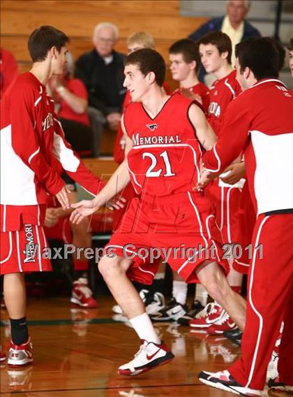 Thumbnail 2 in Pasadena Memorial vs Memorial (Mc Donald's Texas Invitational) photogallery.