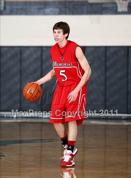 Thumbnail 3 in Pasadena Memorial vs Memorial (Mc Donald's Texas Invitational) photogallery.