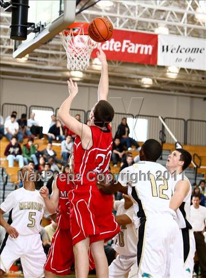 Thumbnail 2 in Pasadena Memorial vs Memorial (Mc Donald's Texas Invitational) photogallery.