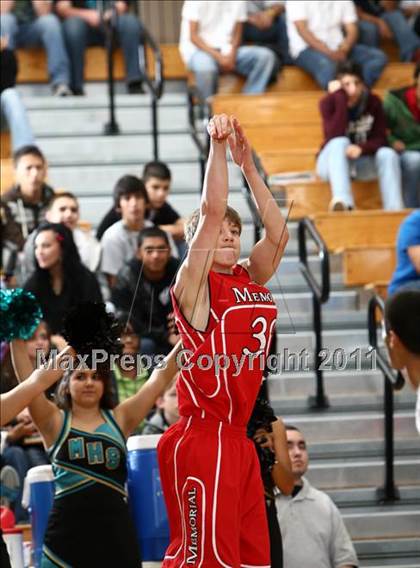 Thumbnail 1 in Pasadena Memorial vs Memorial (Mc Donald's Texas Invitational) photogallery.
