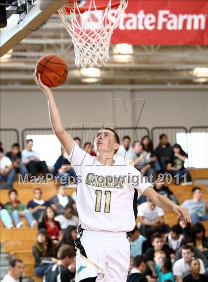 Thumbnail 3 in Pasadena Memorial vs Memorial (Mc Donald's Texas Invitational) photogallery.
