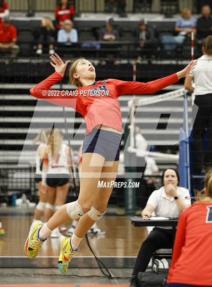 Thumbnail 2 in Orem vs. Woods Cross (UHSAA 5A Consolation Semifinal) photogallery.