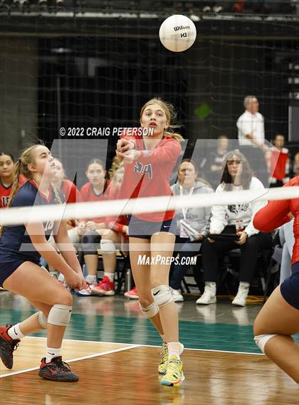 Thumbnail 2 in Orem vs. Woods Cross (UHSAA 5A Consolation Semifinal) photogallery.