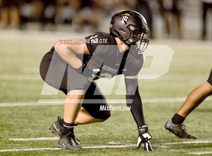 Thumbnail 3 in Los Alamitos vs. Servite photogallery.