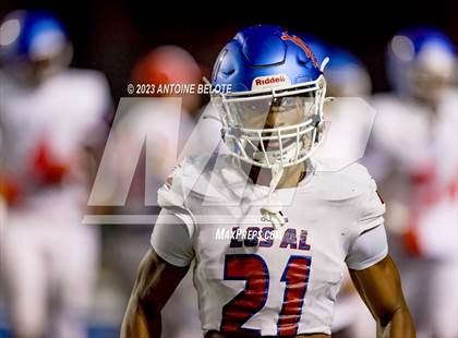 Thumbnail 2 in Los Alamitos vs. Servite photogallery.