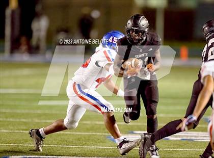Thumbnail 2 in Los Alamitos vs. Servite photogallery.