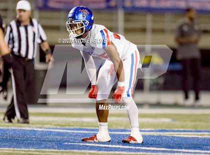 Thumbnail 3 in Los Alamitos vs. Servite photogallery.