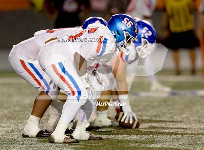 Thumbnail 3 in Los Alamitos vs. Servite photogallery.
