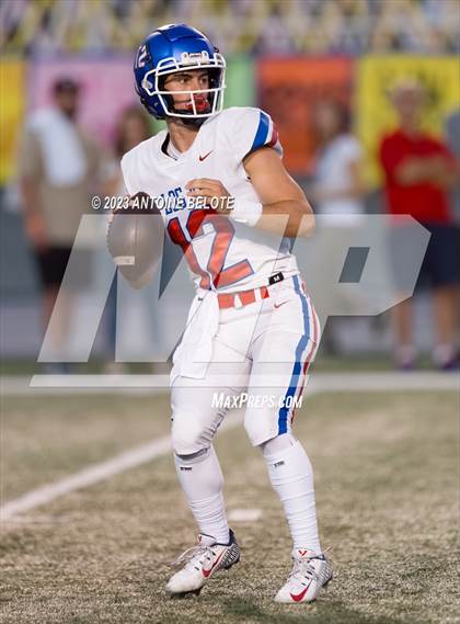 Thumbnail 3 in Los Alamitos vs. Servite photogallery.
