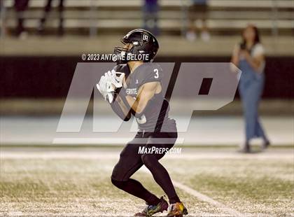 Thumbnail 3 in Los Alamitos vs. Servite photogallery.