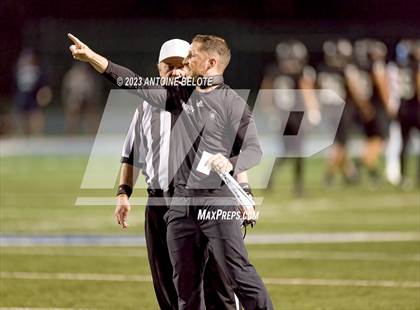 Thumbnail 2 in Los Alamitos vs. Servite photogallery.