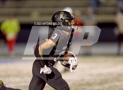 Thumbnail 1 in Los Alamitos vs. Servite photogallery.