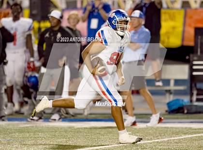 Thumbnail 2 in Los Alamitos vs. Servite photogallery.