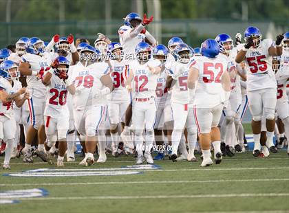 Thumbnail 1 in Los Alamitos vs. Servite photogallery.