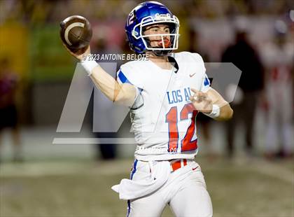 Thumbnail 2 in Los Alamitos vs. Servite photogallery.