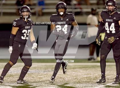 Thumbnail 3 in Los Alamitos vs. Servite photogallery.