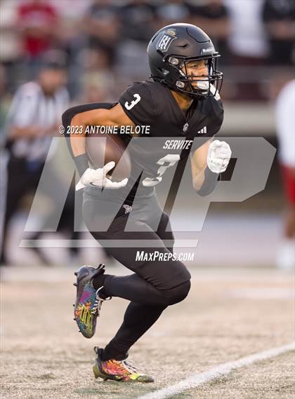 Thumbnail 2 in Los Alamitos vs. Servite photogallery.