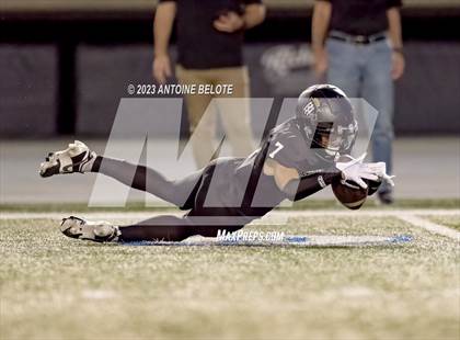 Thumbnail 3 in Los Alamitos vs. Servite photogallery.