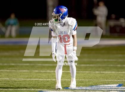 Thumbnail 2 in Los Alamitos vs. Servite photogallery.