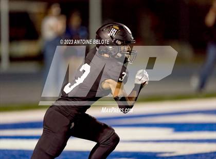 Thumbnail 3 in Los Alamitos vs. Servite photogallery.