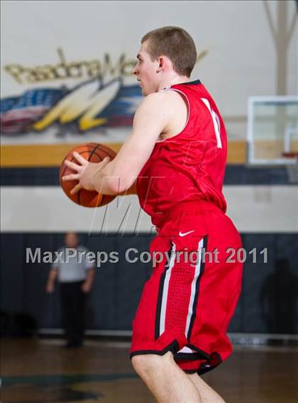 Thumbnail 3 in Marcus vs Warren (McDonald's Texas Invitational) photogallery.