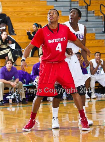 Thumbnail 1 in Marcus vs Warren (McDonald's Texas Invitational) photogallery.