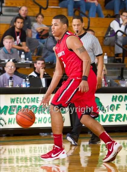 Thumbnail 1 in Marcus vs Warren (McDonald's Texas Invitational) photogallery.