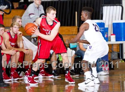 Thumbnail 2 in Marcus vs Warren (McDonald's Texas Invitational) photogallery.
