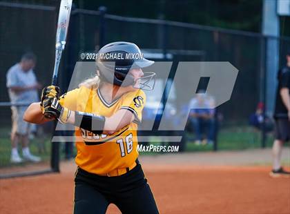 Thumbnail 1 in Sequoyah @ Centennial photogallery.
