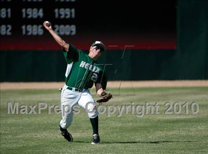 Thumbnail 3 in Grossmont vs Helix (CIF SDS D2 Final) photogallery.