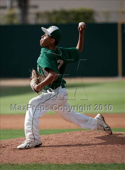 Thumbnail 3 in Grossmont vs Helix (CIF SDS D2 Final) photogallery.