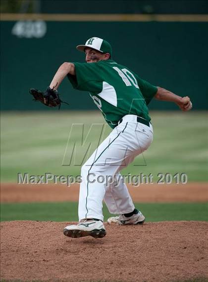 Thumbnail 2 in Grossmont vs Helix (CIF SDS D2 Final) photogallery.