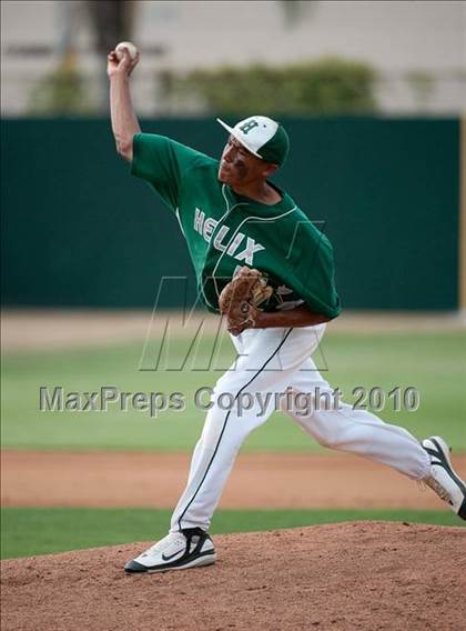 Thumbnail 1 in Grossmont vs Helix (CIF SDS D2 Final) photogallery.