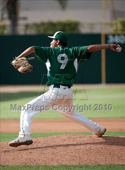 Thumbnail 2 in Grossmont vs Helix (CIF SDS D2 Final) photogallery.