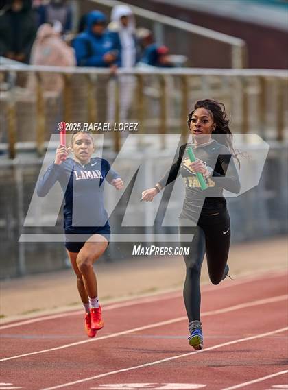 Thumbnail 2 in North Shore Relays (4x200) photogallery.