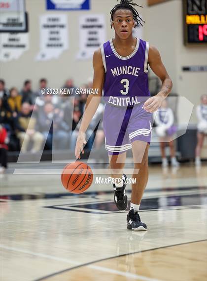 Thumbnail 2 in Muncie Central @ Nobesville photogallery.