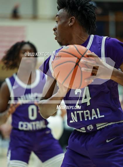 Thumbnail 2 in Muncie Central @ Nobesville photogallery.