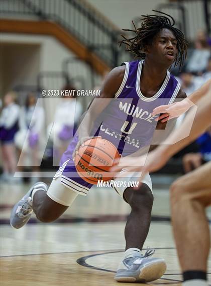 Thumbnail 2 in Muncie Central @ Nobesville photogallery.