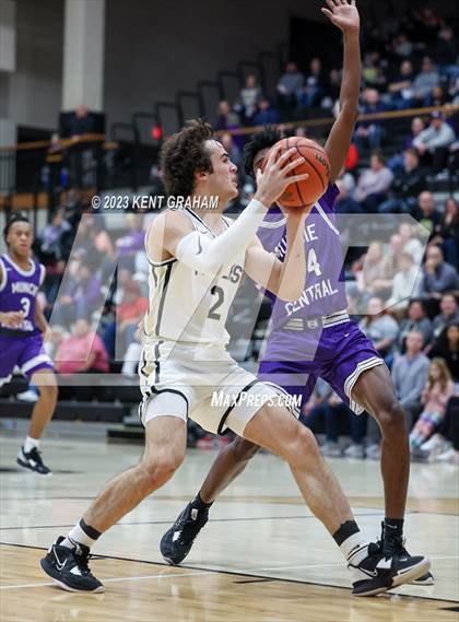 Thumbnail 2 in Muncie Central @ Nobesville photogallery.