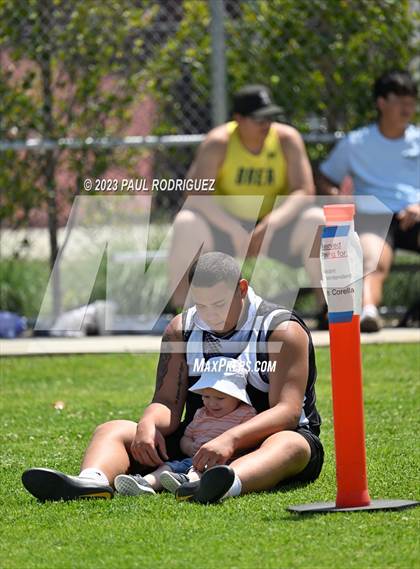Thumbnail 3 in Crestview League (Finals) photogallery.