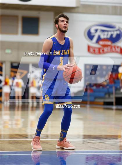 Thumbnail 1 in San Juan vs. Judge Memorial (UHSAA 3A Quarterfinal) photogallery.