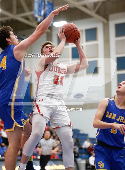 Thumbnail 3 in San Juan vs. Judge Memorial (UHSAA 3A Quarterfinal) photogallery.