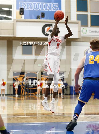 Thumbnail 1 in San Juan vs. Judge Memorial (UHSAA 3A Quarterfinal) photogallery.