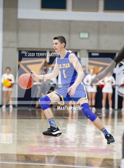 Thumbnail 2 in San Juan vs. Judge Memorial (UHSAA 3A Quarterfinal) photogallery.