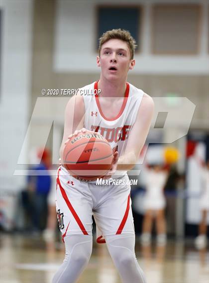 Thumbnail 3 in San Juan vs. Judge Memorial (UHSAA 3A Quarterfinal) photogallery.