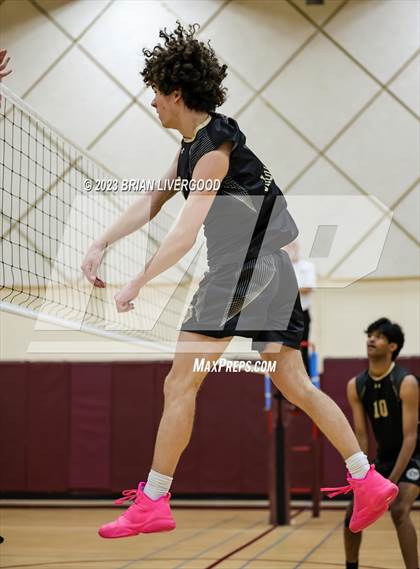 Thumbnail 2 in Rock Canyon vs. Pueblo South photogallery.