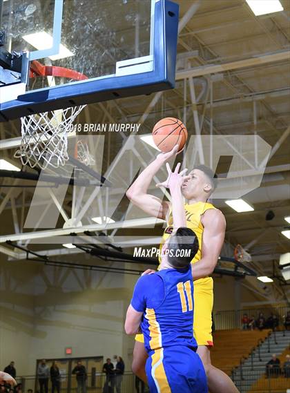 Thumbnail 2 in Oak Hill Academy vs Barlow (Les Schwab Invitational) photogallery.