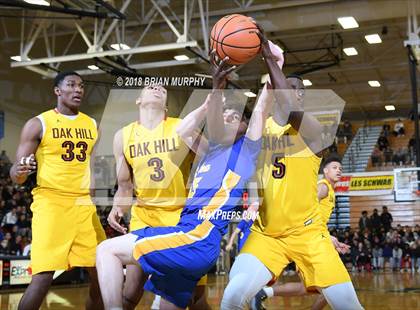 Thumbnail 2 in Oak Hill Academy vs Barlow (Les Schwab Invitational) photogallery.