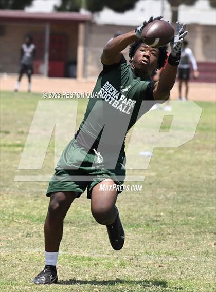 Thumbnail 3 in Buena Park vs. Glenn (Ocean View Seahawk Classic) photogallery.